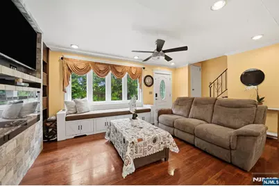 52 Barbara Drive, Pompton Lakes, NJ 07442 - Photo 7