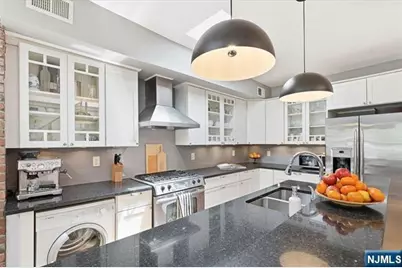 247 2nd Street 3 #3, Jersey City, NJ 07302 - Photo 9