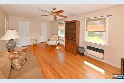 332 Golf Avenue, Maywood, NJ 07607 - Photo 11