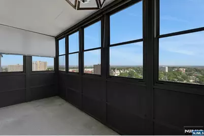 2000 Linwood Avenue 15 H #15 H, Fort Lee, NJ 07024 - Photo 13