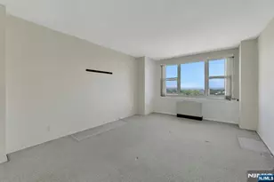 2000 Linwood Ave 15 H, Fort Lee, NJ 07024 - Photo 31
