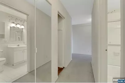 2000 Linwood Avenue 15 H #15 H, Fort Lee, NJ 07024 - Photo 33