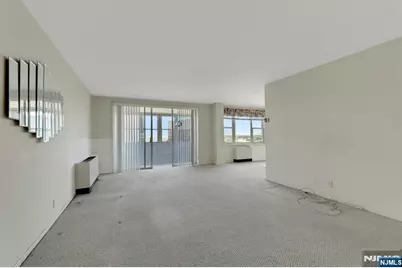 2000 Linwood Avenue 15 H #15 H, Fort Lee, NJ 07024 - Photo 13