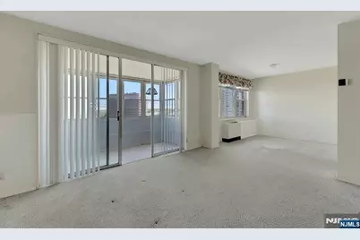 2000 Linwood Avenue 15 H #15 H, Fort Lee, NJ 07024 - Photo 19