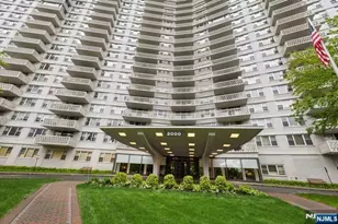 2000 Linwood Ave 15 H, Fort Lee, NJ 07024 - Photo 3