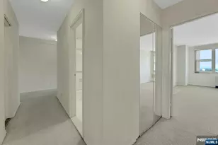 2000 Linwood Ave 15 H, Fort Lee, NJ 07024 - Photo 29
