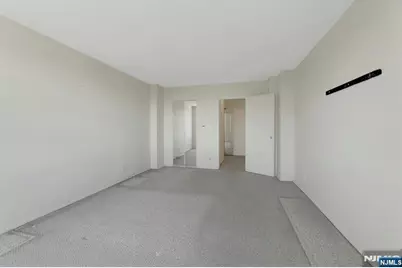2000 Linwood Avenue 15 H #15 H, Fort Lee, NJ 07024 - Photo 33
