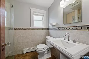 23 2nd Ave, Hawthorne, NJ 07506 - Photo 15