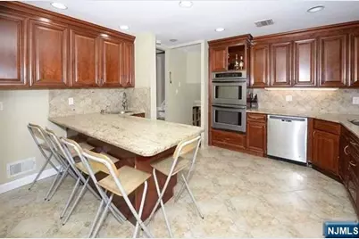 16-26 Alden Terrace, Fair Lawn, NJ 07410 - Photo 3