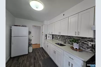 157 Morningside Lane, Palisades Park, NJ 07650 - Photo 5