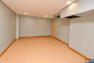 566-568 Highland, Newark, NJ 07104 - Photo 29