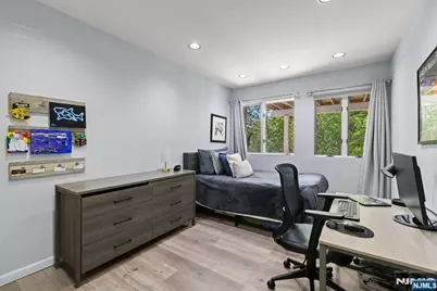 165 Hoover Drive, Cresskill, NJ 07626 - Photo 19