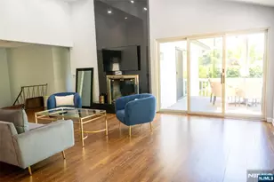 165 Hoover Dr, Cresskill, NJ 07626 - Photo 5