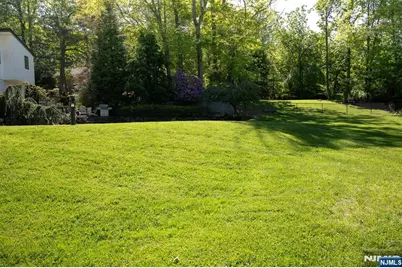 165 Hoover Drive, Cresskill, NJ 07626 - Photo 29