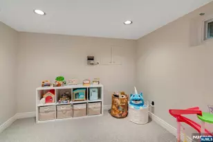57 Stonefield Rd, Glen Rock, NJ 07452 - Photo 19
