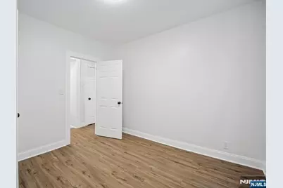 18 Hilton Avenue, Maplewood, NJ 07040 - Photo 9