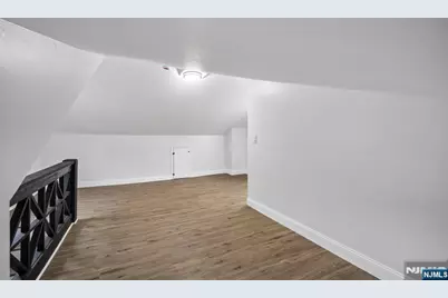 18 Hilton Avenue, Maplewood, NJ 07040 - Photo 21