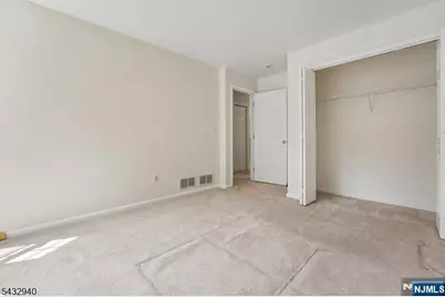 32 Kent Drive C0148 #C0148, Roseland, NJ 07068 - Photo 21