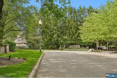 32 Kent Drive C0148 #C0148, Roseland, NJ 07068 - Photo 29