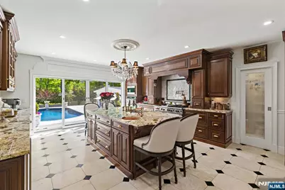 354 W Grand Avenue, Montvale, NJ 07645 - Photo 5