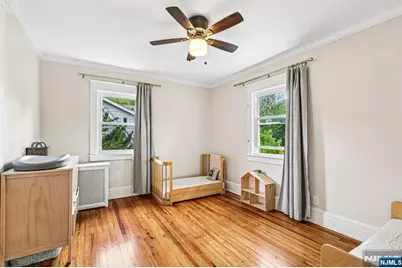 163 Poplar Avenue, Hackensack, NJ 07601 - Photo 35