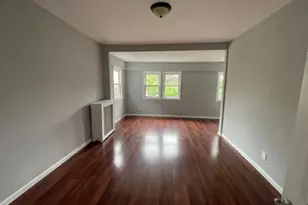 8 Treacy Ave 1, Newark, NJ 07108 - Photo 3