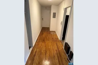 401 Park #3 F, Fort Lee, NJ 07024 - Photo 7