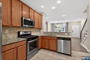 93 Wesmont Drive, Wood Ridge, NJ 07075 - Photo 9