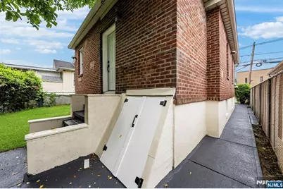 484 Sylvan Street, Saddle Brook Township, NJ 07663 - Photo 25