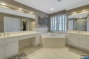 81 Lafayette Cir, Totowa, NJ 07512 - Photo 37