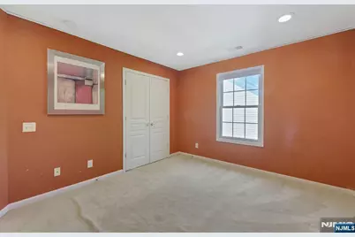 81 Lafayette Circle, Totowa, NJ 07512 - Photo 27