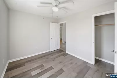 35 Columbia Avenue, Passaic, NJ 07055 - Photo 9