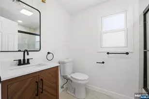 59 Erie Ave, Midland Park, NJ 07432 - Photo 17