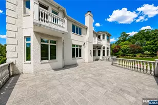 16 Audrey Urban Ct, Alpine, NJ 07620 - Photo 11