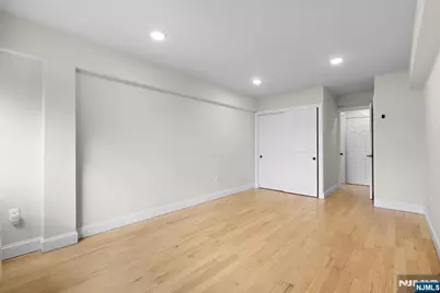 333 Grand Avenue 1I #1I, Palisades Park, NJ 07650 - Photo 9