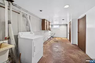 28 Livingston Pl, Teaneck Township, NJ 07666 - Photo 23