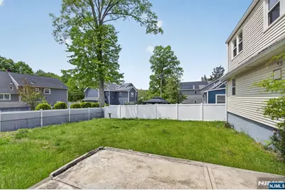 28 Livingston Place, Teaneck Township, NJ 07666 - Photo 27