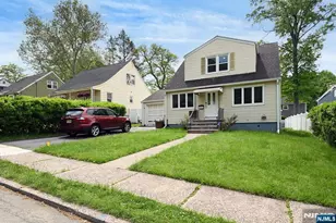 28 Livingston Pl, Teaneck Township, NJ 07666 - Photo 1