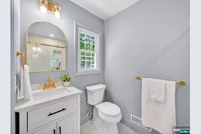 51 Bedford Place, Ramsey, NJ 07446 - Photo 11
