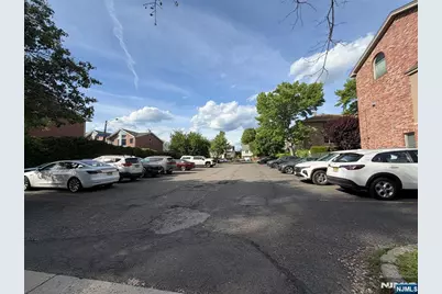 2345 Linwood Avenue 5G #5G, Fort Lee, NJ 07024 - Photo 9