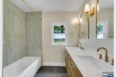 38 Lakeview Avenue, Ringwood, NJ 07456 - Photo 11