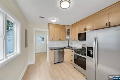 38 Lakeview Avenue, Ringwood, NJ 07456 - Photo 9