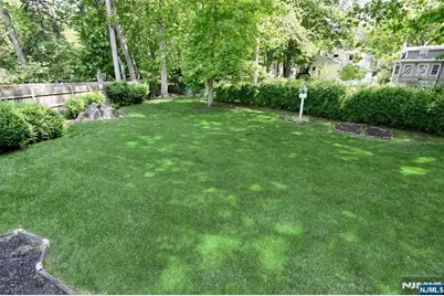 20 Dojean Court, Bergenfield, NJ 07621 - Photo 49