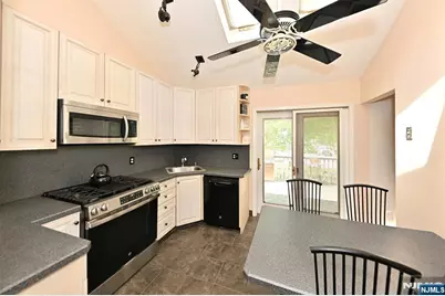 15 Carter Street, Norwood, NJ 07648 - Photo 11