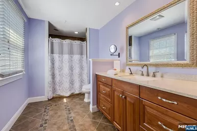 254 Hoppers Lane, Paramus, NJ 07652 - Photo 19