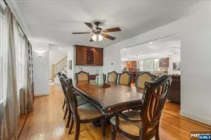 254 Hoppers Ln, Paramus, NJ 07652 - Photo 7