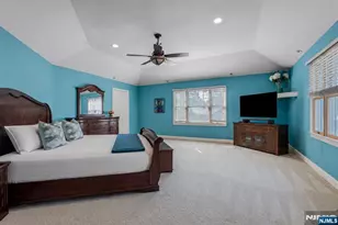 254 Hoppers Ln, Paramus, NJ 07652 - Photo 21
