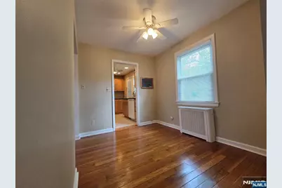 18A Elmwood Court 18A #18A, Elmwood Park, NJ 07407 - Photo 11
