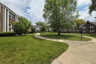 18A Elmwood Ct 18A, Elmwood Park, NJ 07407 - Photo 3