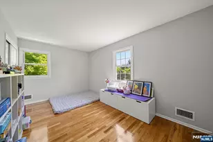 89 Forsythia Ln B, Paramus, NJ 07652 - Photo 13